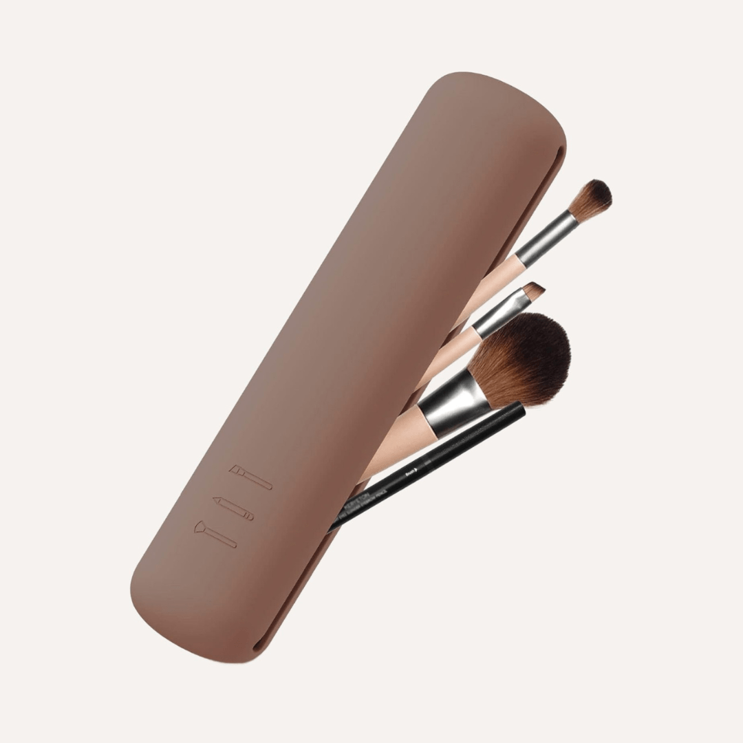 Tilley + Me Waterproof Makeup Brush Case
