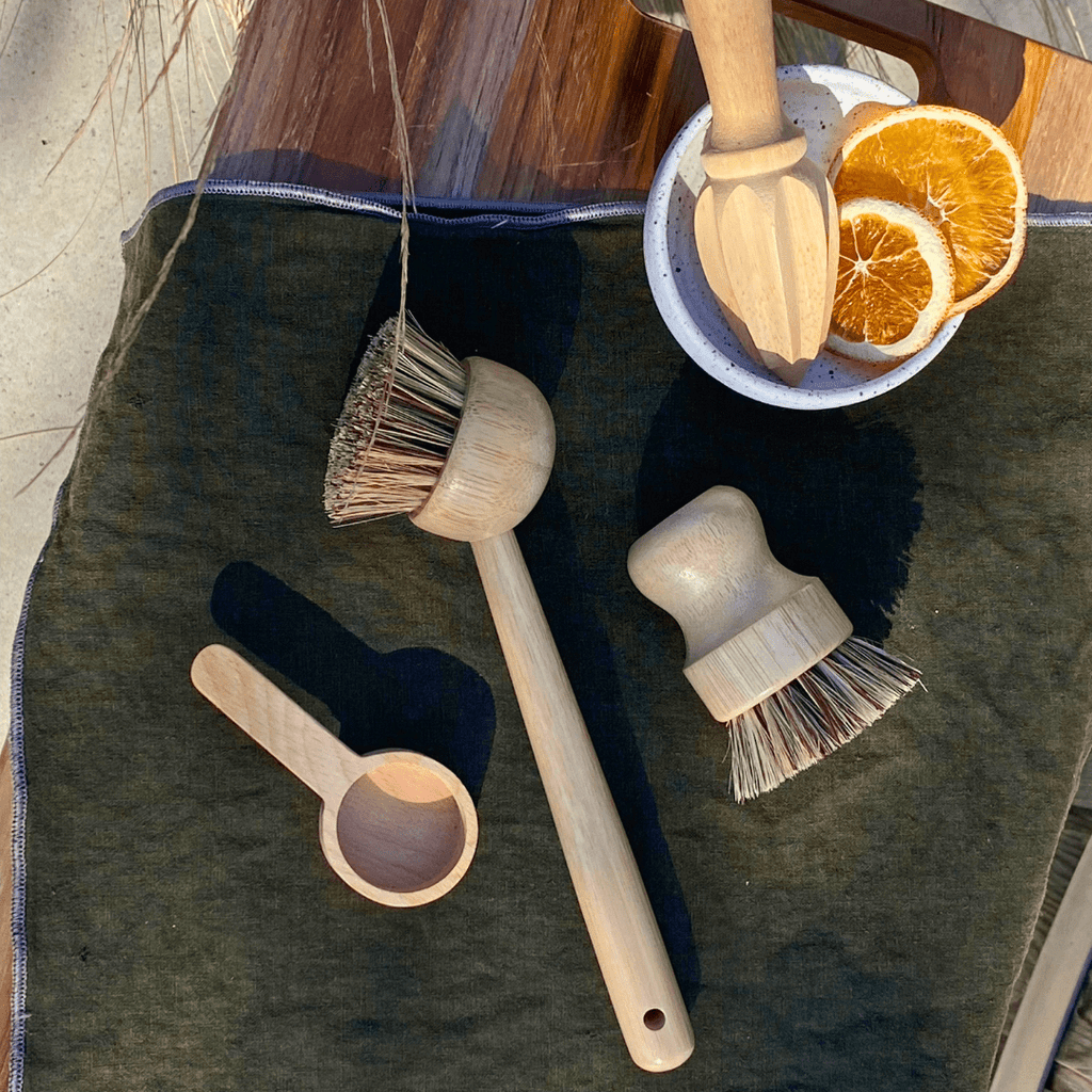Mini-Bamboo-Scooping-Spoon-for-Kitchen-2