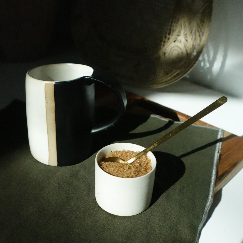 Ceramic-Artisan-Handmade-Mug-4