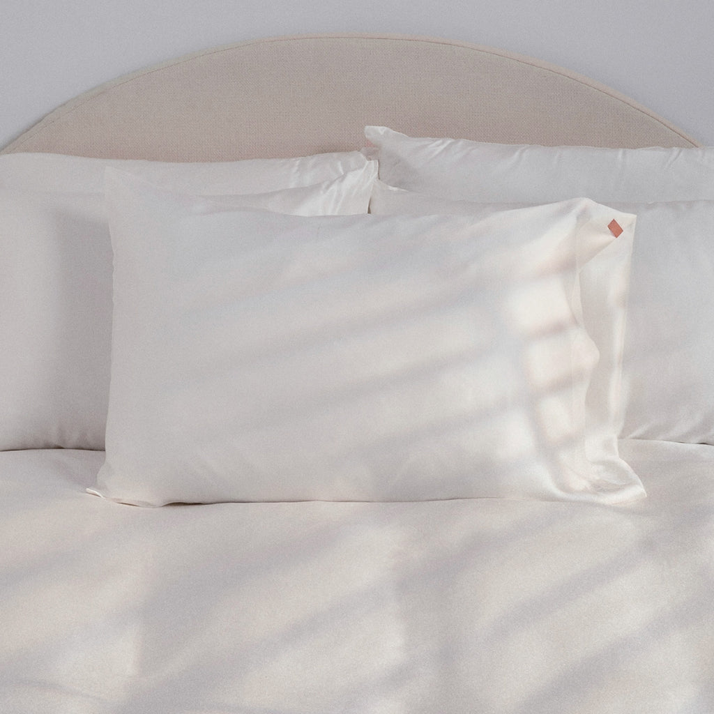 Washable-Silk-'Good-In-Bed'-Pillowcase-by-Lunya-4
