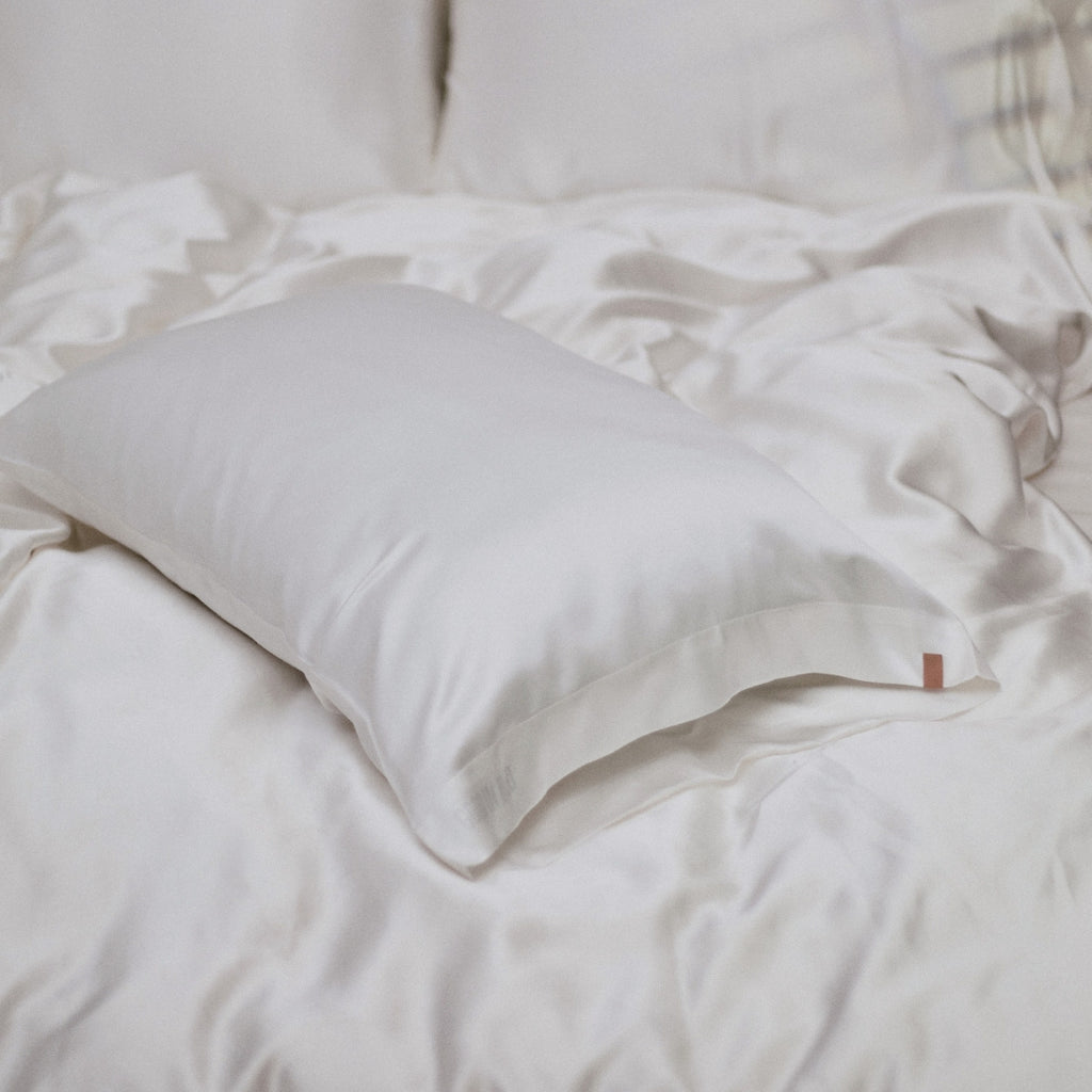 Washable-Silk-'Good-In-Bed'-Pillowcase-by-Lunya-7