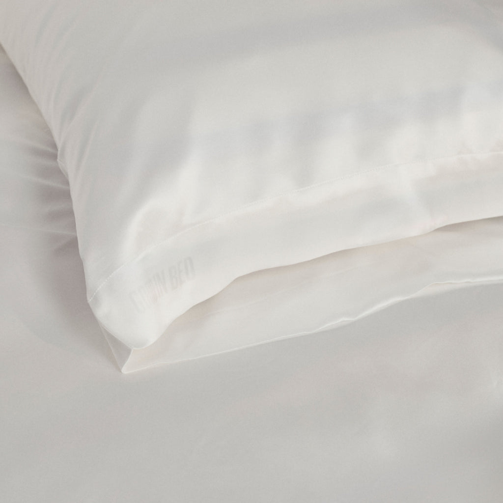 Washable-Silk-'Good-In-Bed'-Pillowcase-by-Lunya-8