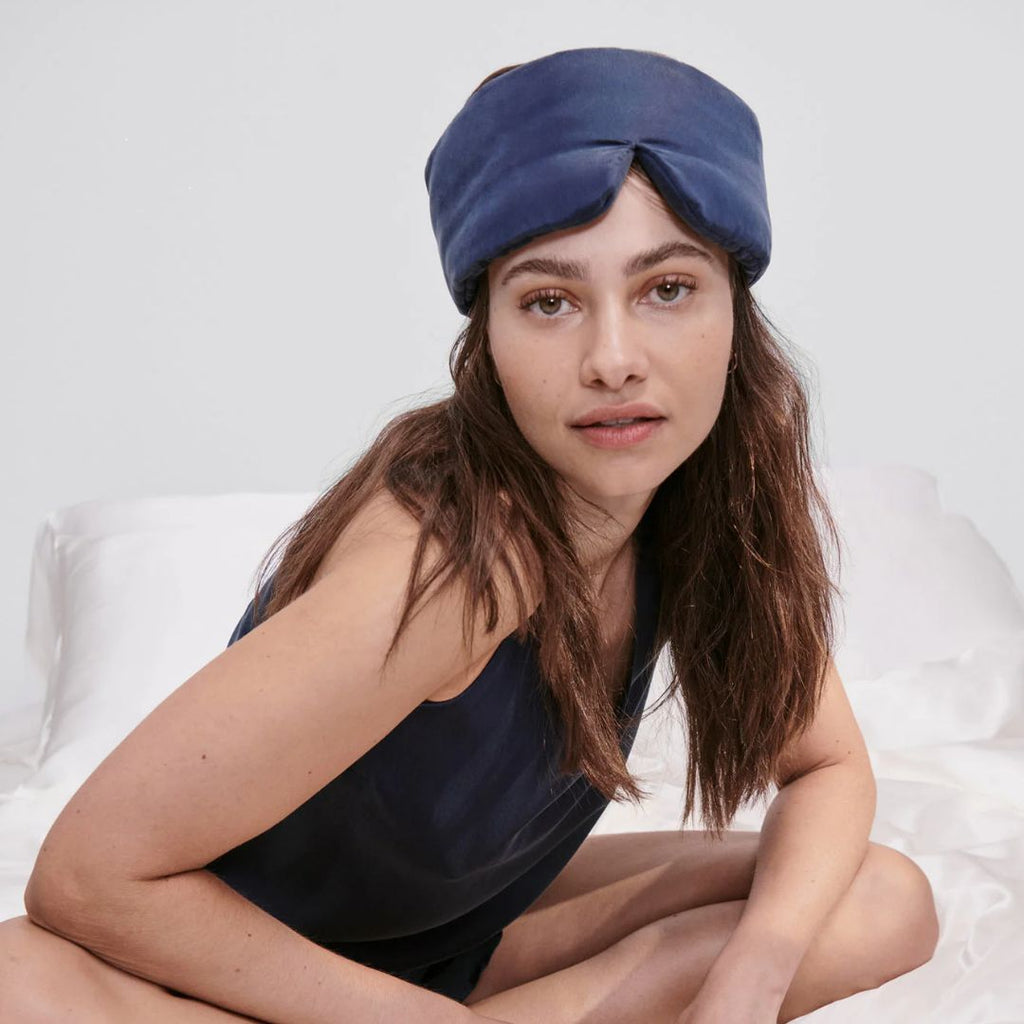 Lunya Women's Elasticized Silk Sleep Mask - Immersed Black